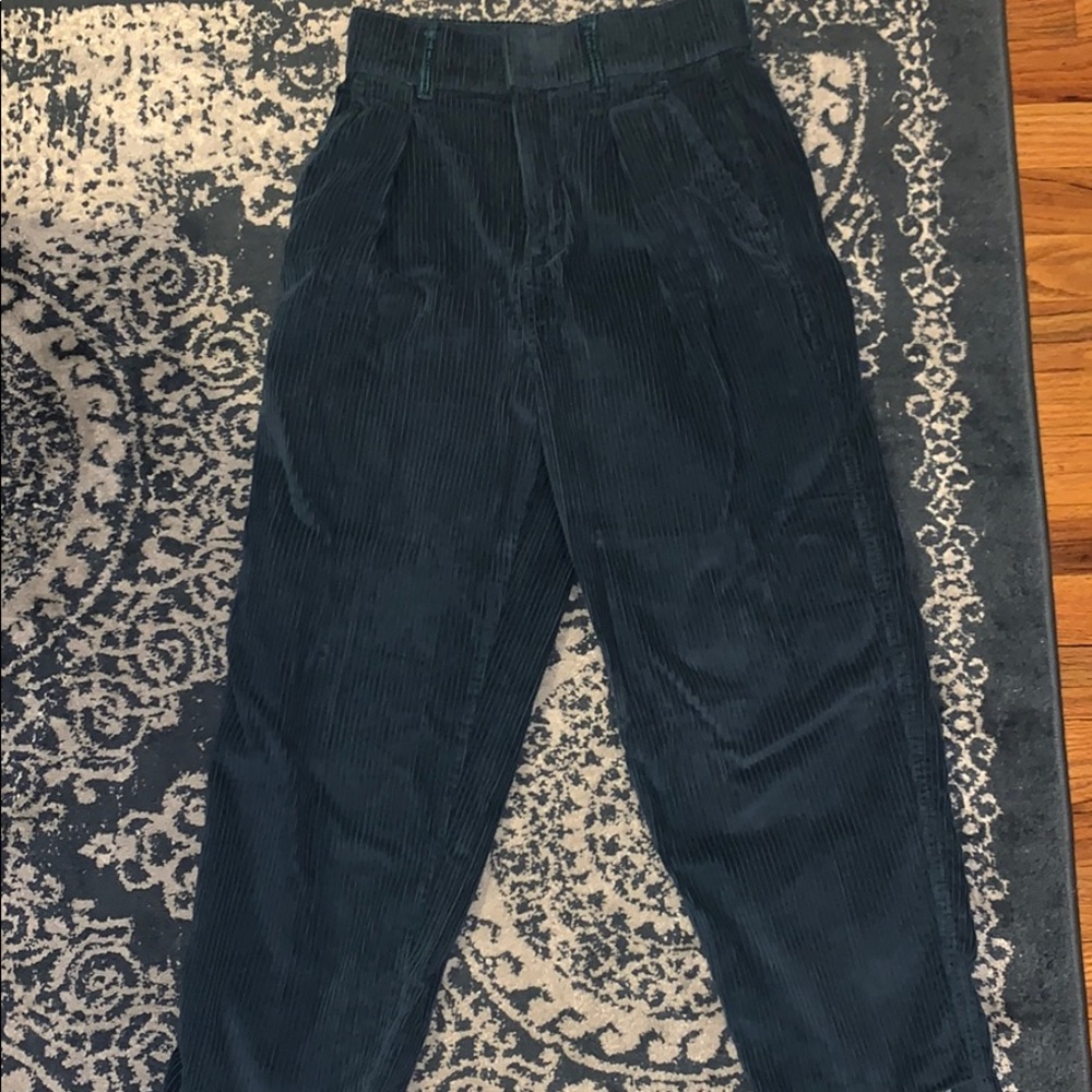 BDG Leah High-Waisted Tapered Pant